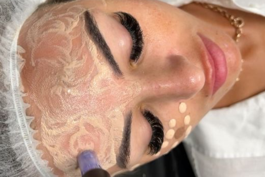 BB Glow Facial